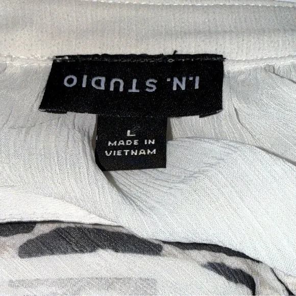 IN Studio Sheer Leopard Print Blouse Cream Black Boho Chic Top L - Picture 5 of 8